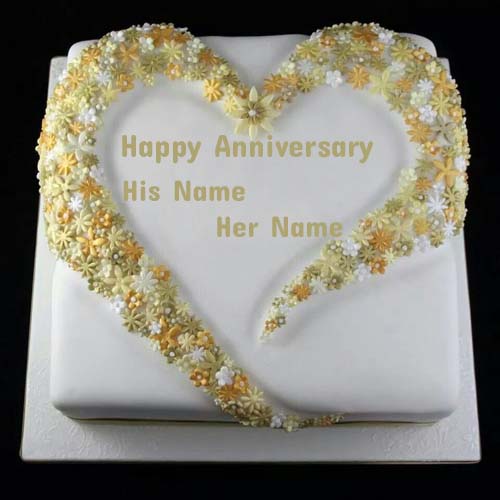 Write Name On Flower Decorated Anniversary Cake